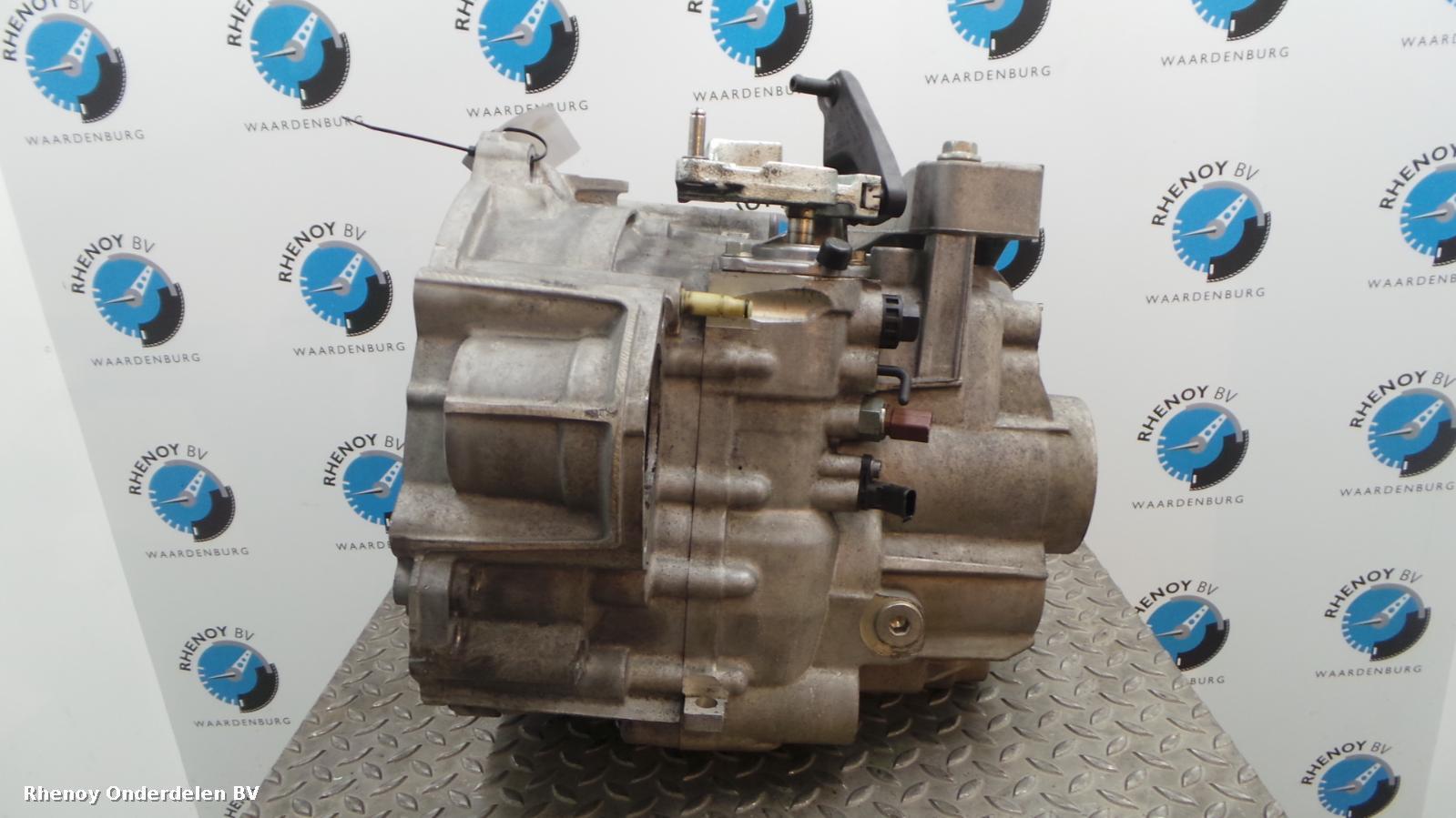 2015 VOLKSWAGEN GOLF TRANSMISSIE / VERSNELLINGSBAK View Auto part TRANSMISSIE / VERSNELLINGSBAK VOLKSWAGEN GOLF 2015