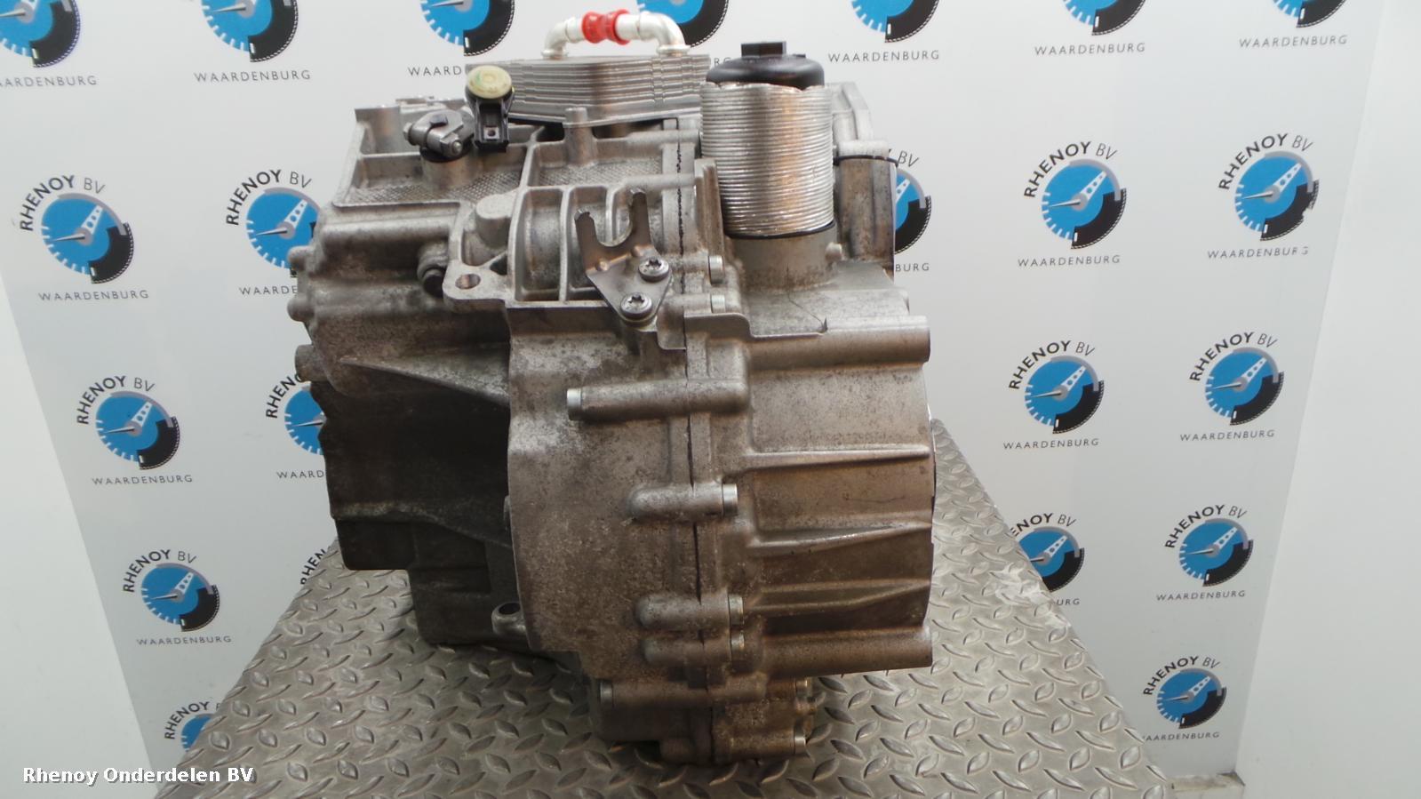 View Auto part TRANSMISSIE / VERSNELLINGSBAK VOLKSWAGEN PASSAT 2015