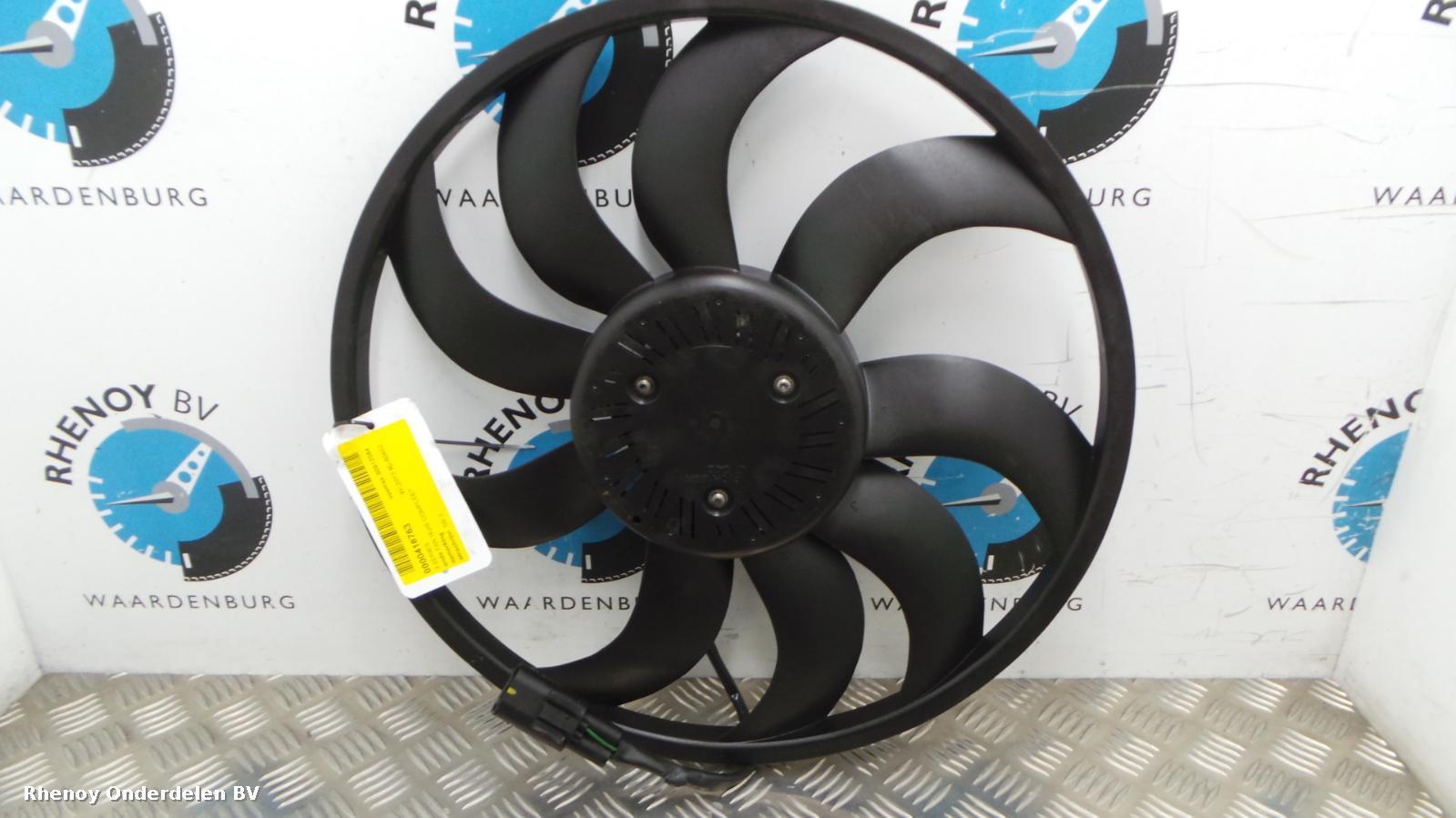 Bekijk Auto-onderdeel KOELVIN ELECTRISCH BMW 3 SERIES 2013