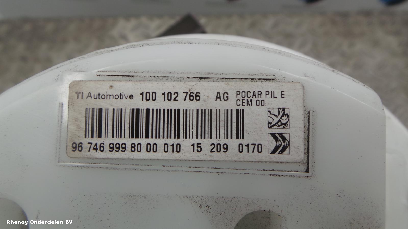 Bekijk Auto-onderdeel BRANDSTOF POMP VOOR DE INJECTOR PEUGEOT 308 2015