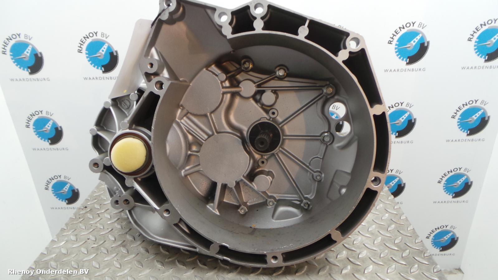 2014 FORD FOCUS TRANSMISSIE / VERSNELLINGSBAK View Auto part TRANSMISSIE / VERSNELLINGSBAK FORD FOCUS 2014