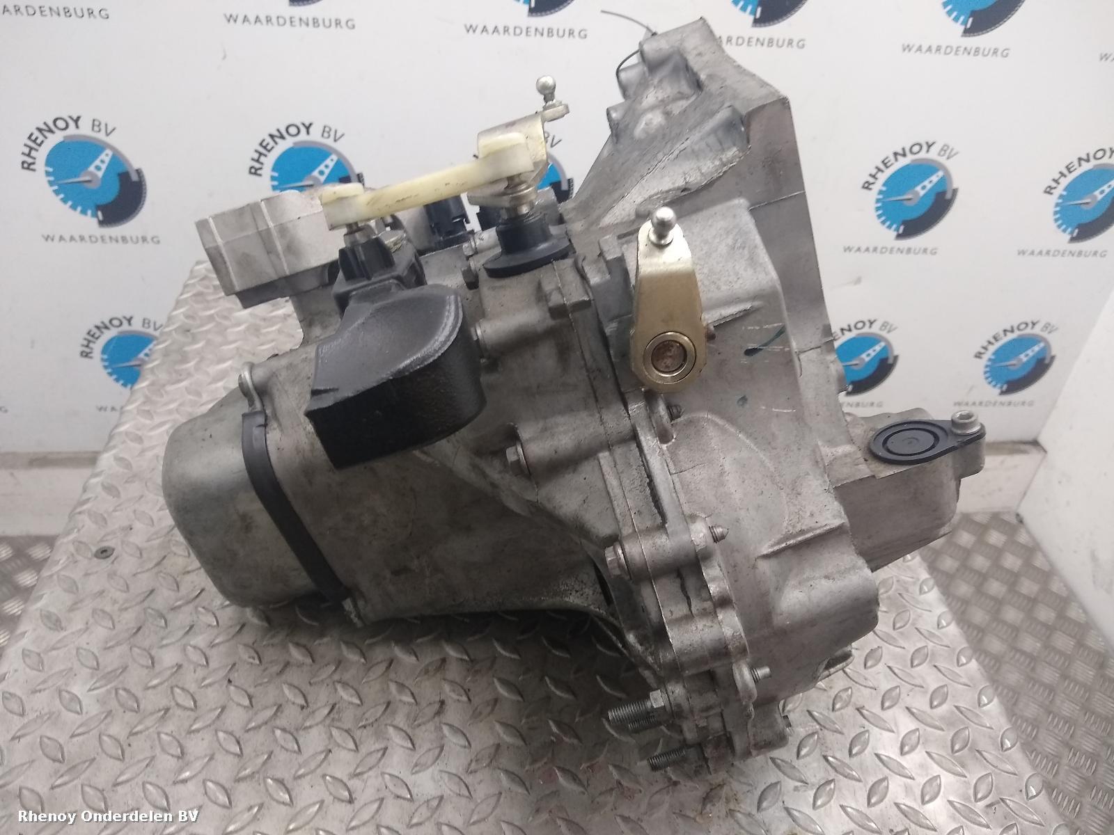 2016 PEUGEOT 208 TRANSMISSIE / VERSNELLINGSBAK View Auto part TRANSMISSIE / VERSNELLINGSBAK PEUGEOT 208 2016