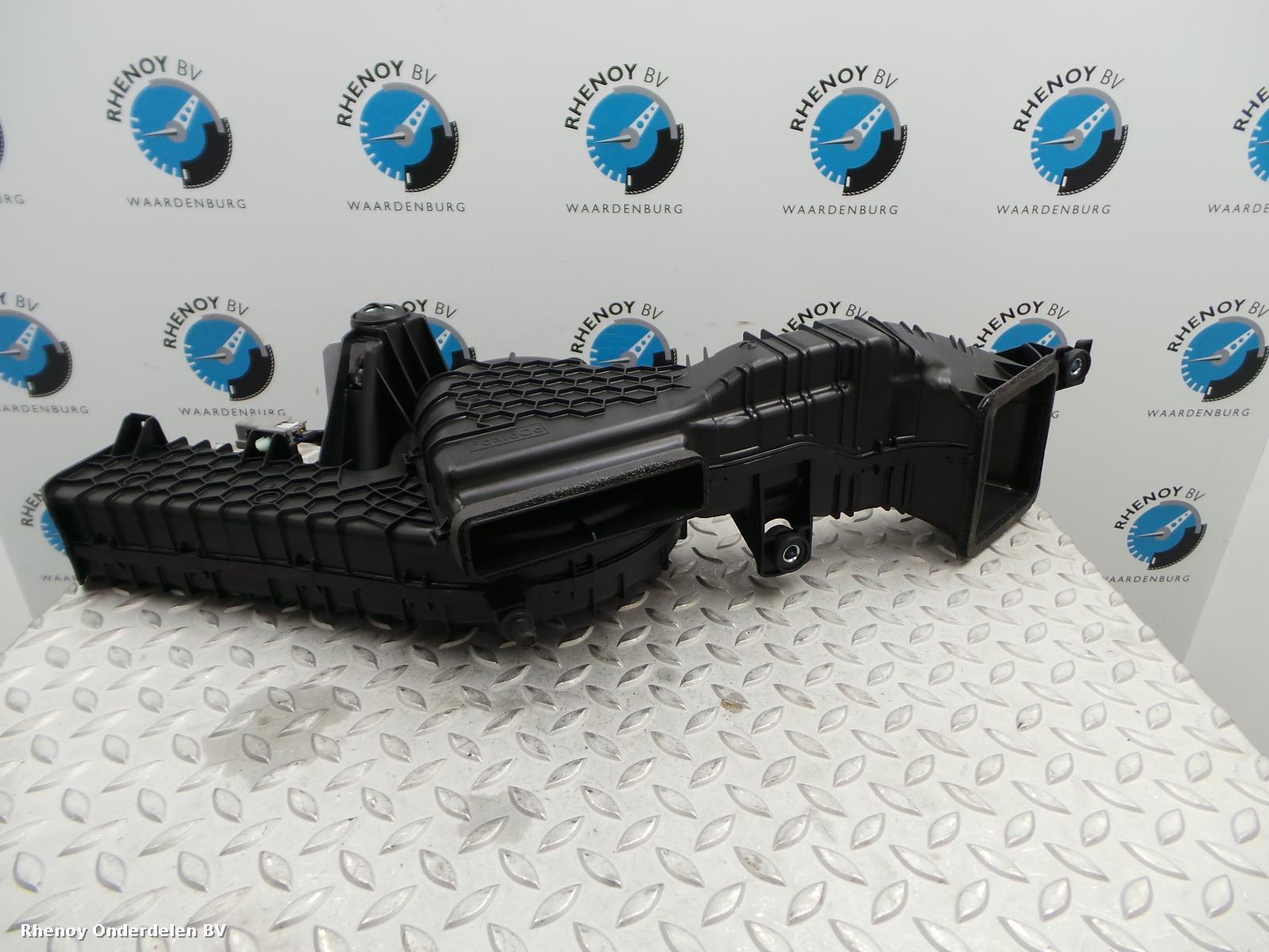 Bekijk Auto-onderdeel EV / HYBRIDE BATTERIJ VENTILATOR FORD MONDEO 2016