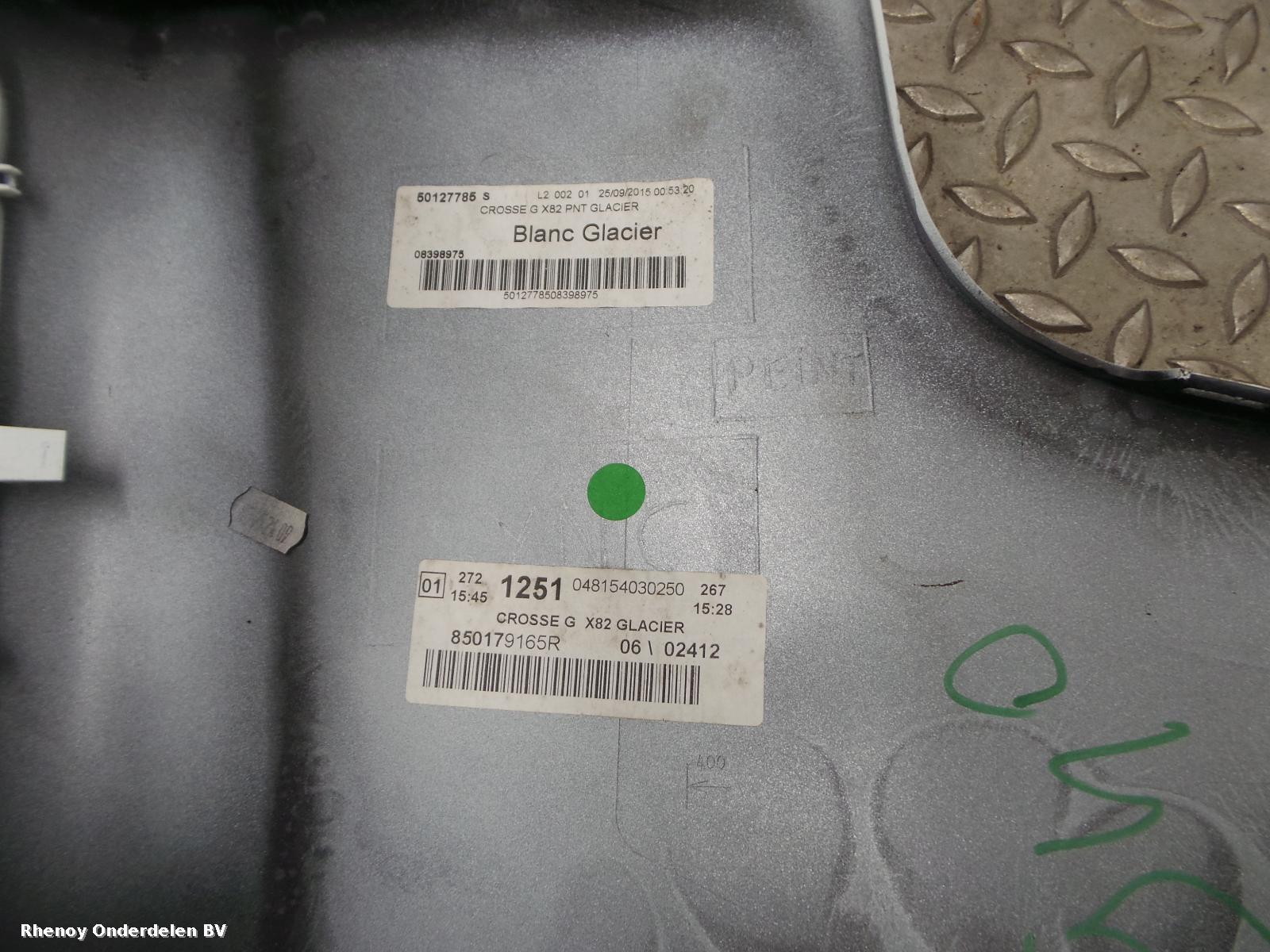 2015 RENAULT TRAFIC BUMPER ACHTER View Auto part BUMPER ACHTER RENAULT TRAFIC 2015