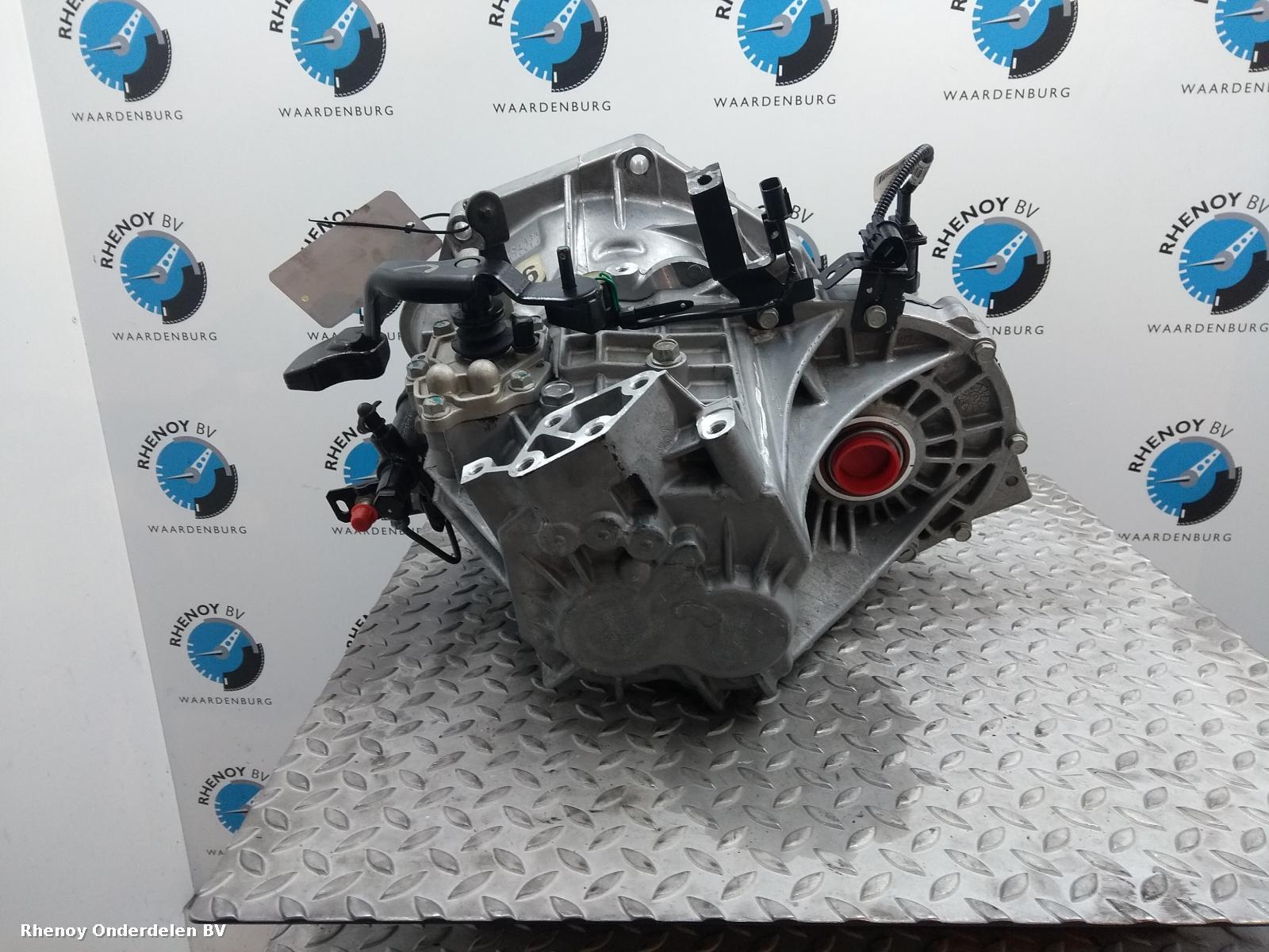 View Auto part TRANSMISSIE / VERSNELLINGSBAK HYUNDAI I20 2015