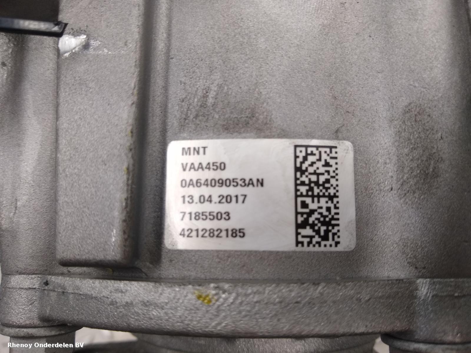 View Auto part TUSSENBAK VOLKSWAGEN TIGUAN 2017