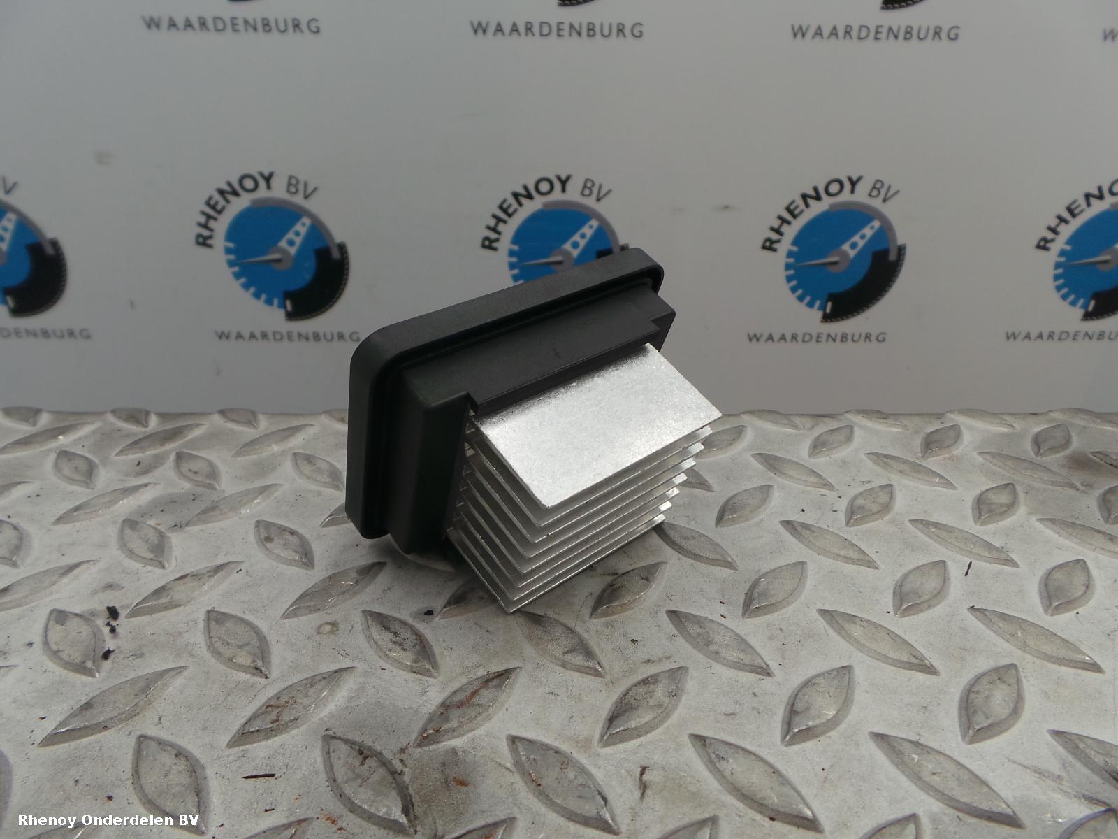 Bekijk Auto-onderdeel KACHELMOTOR SMART FORFOUR 2014