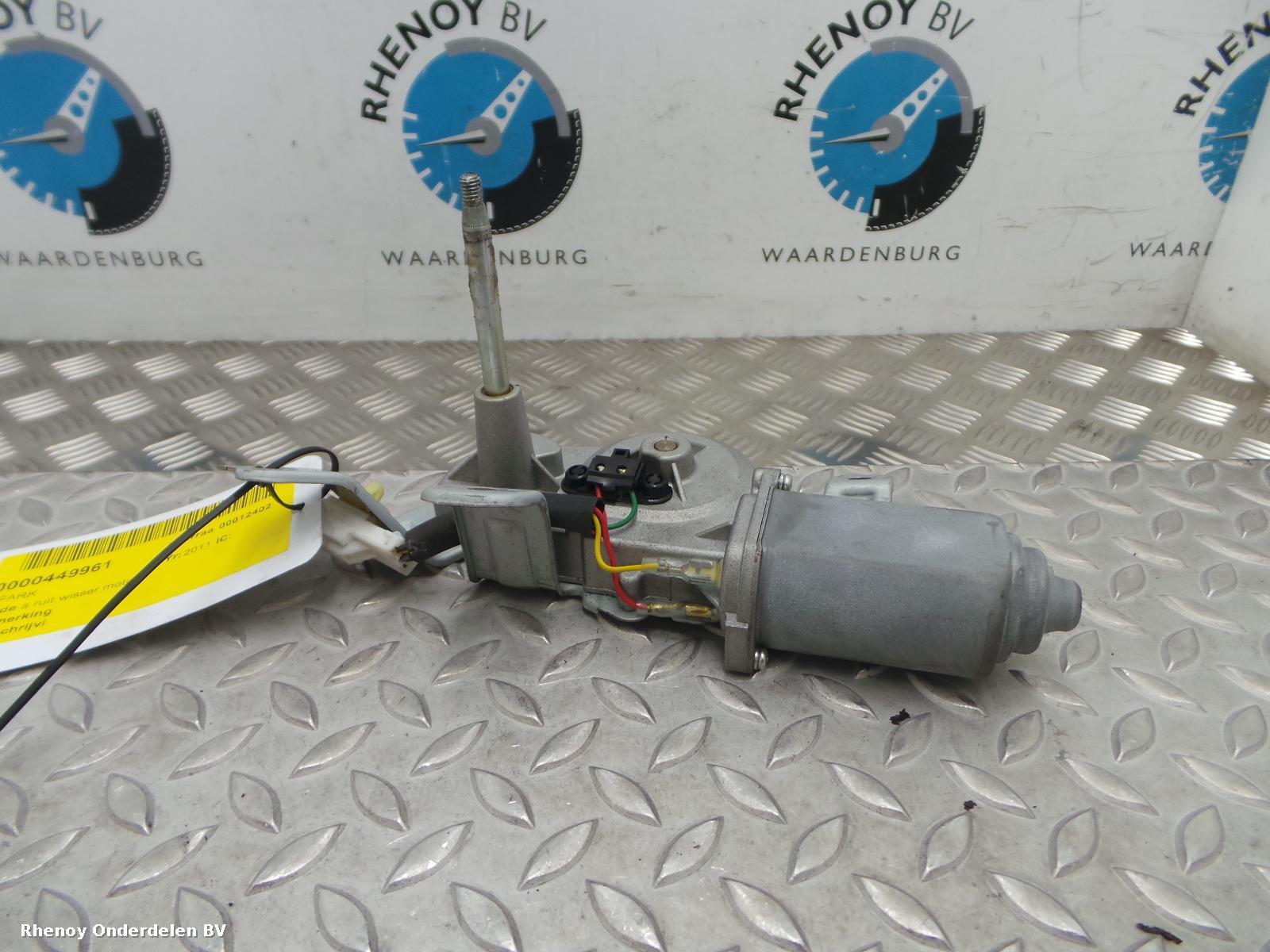 Bekijk Auto-onderdeel RUITENWISSERMOTOR ACHTER CHEVROLET SPARK 2011