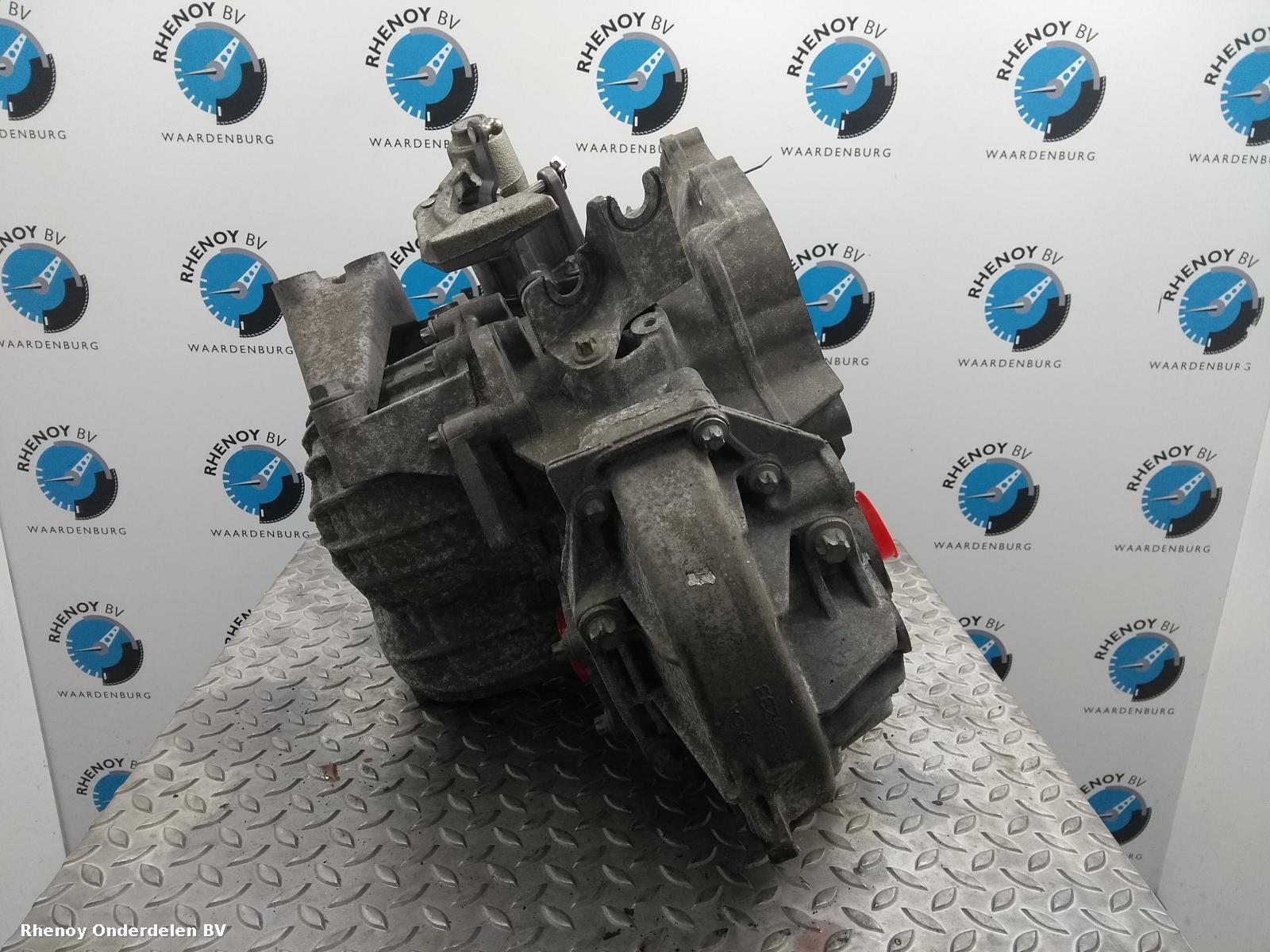 View Auto part TRANSMISSIE / VERSNELLINGSBAK OPEL / VAUXHALL ASTRA 2012