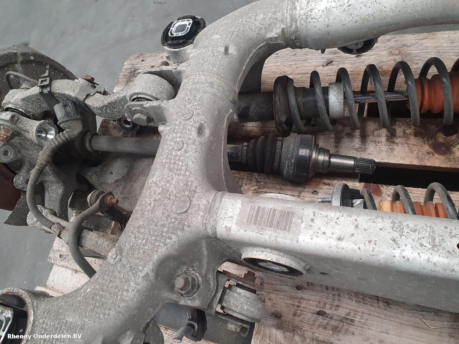 Bekijk Auto-onderdeel AANDRIJFAS L BMW 5 SERIES 2014