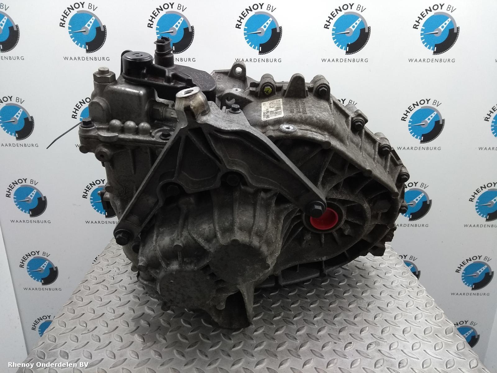 2014 VOLVO V40 TRANSMISSIE / VERSNELLINGSBAK View Auto part TRANSMISSIE / VERSNELLINGSBAK VOLVO V40 2014