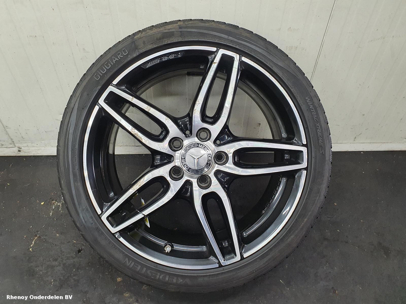 Bekijk Auto-onderdeel VELG MERCEDES CLA 2016