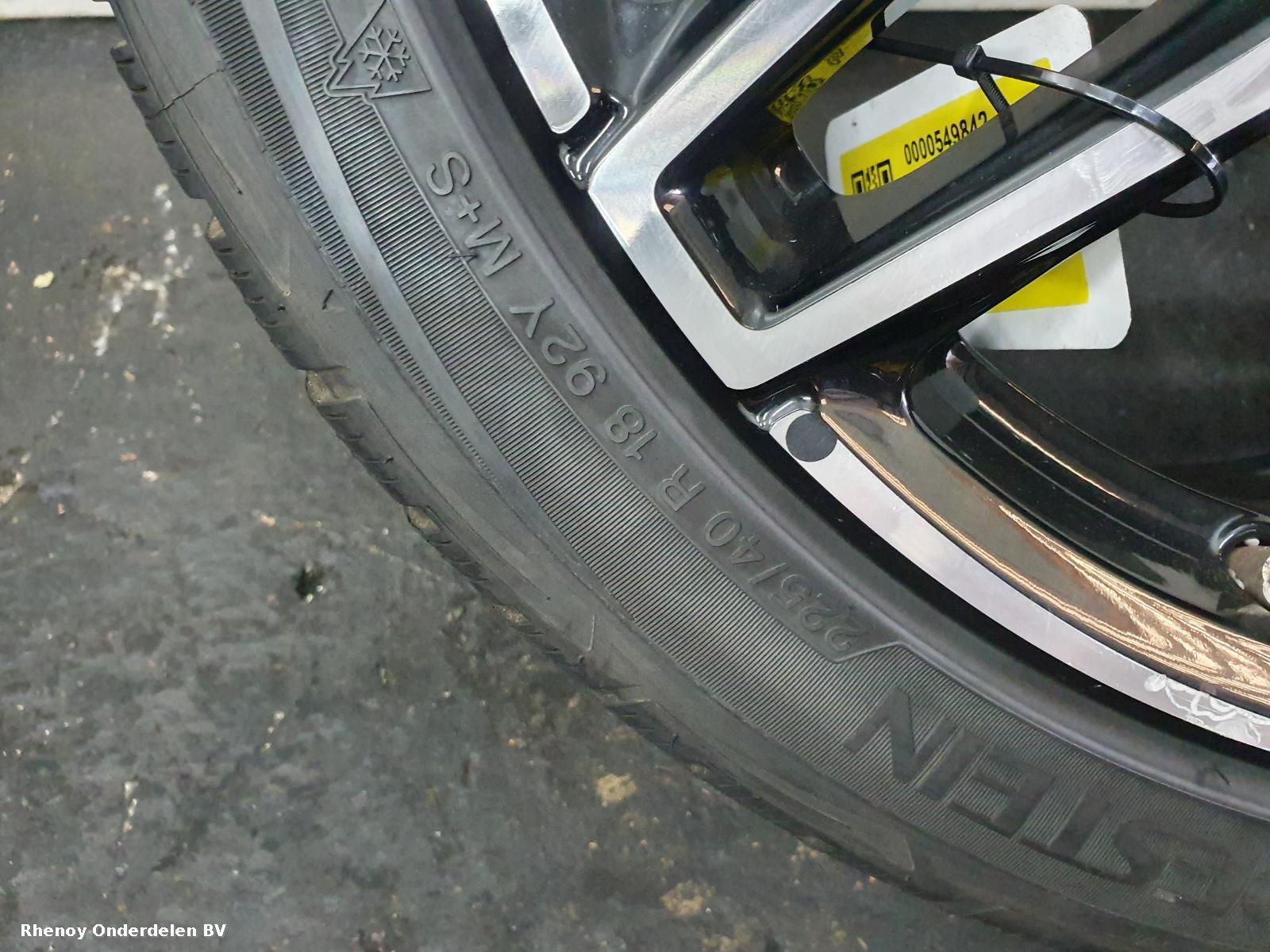 View Auto part VELG MERCEDES CLA 2016