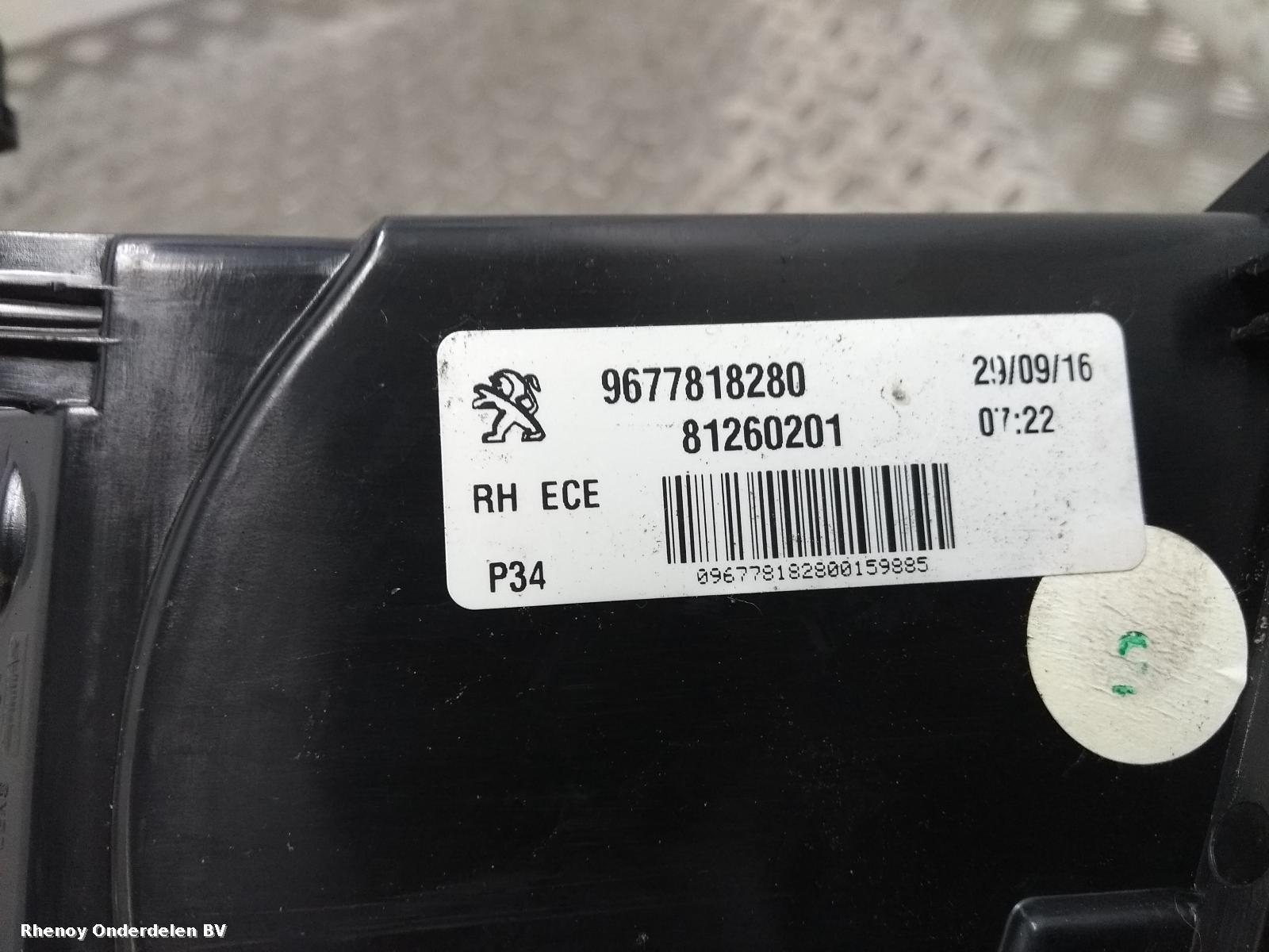 View Auto part ACHTERLICHT R PEUGEOT 308 2016