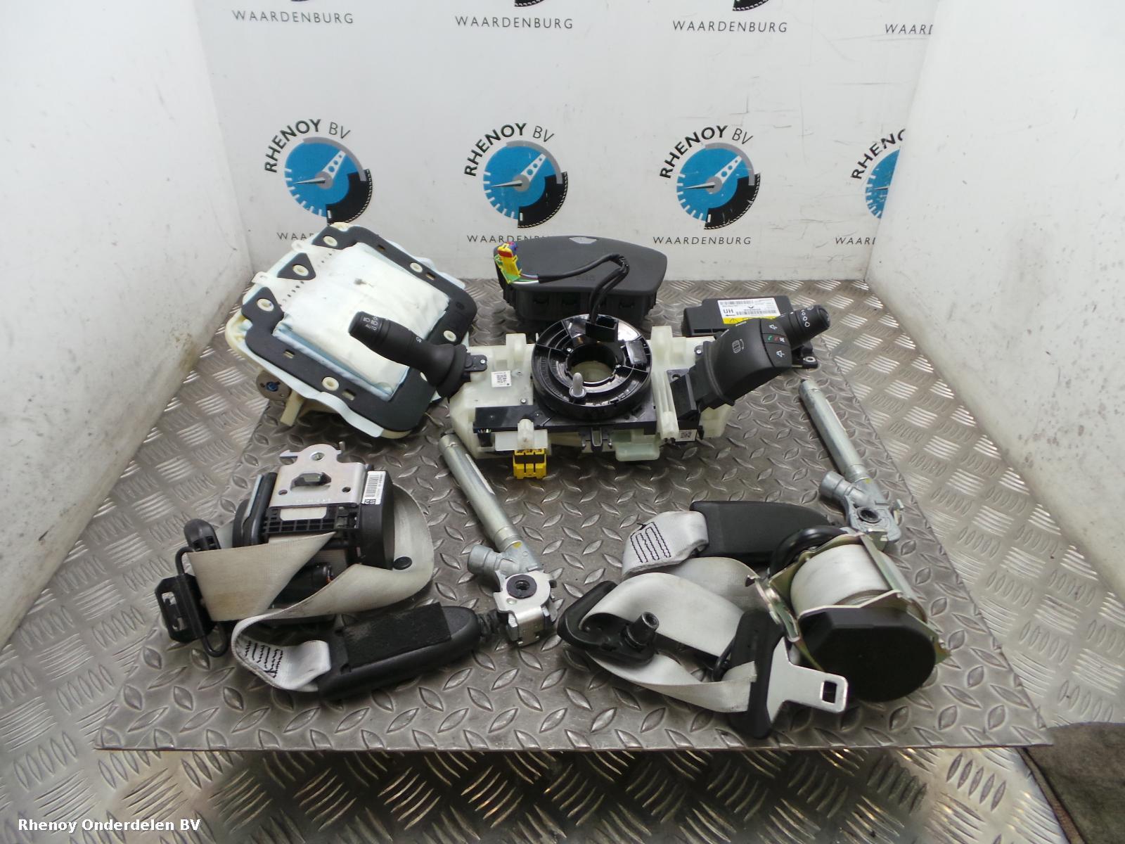 2012 RENAULT MEGANE AIRBAG SET View Auto part AIRBAG SET RENAULT MEGANE 2012