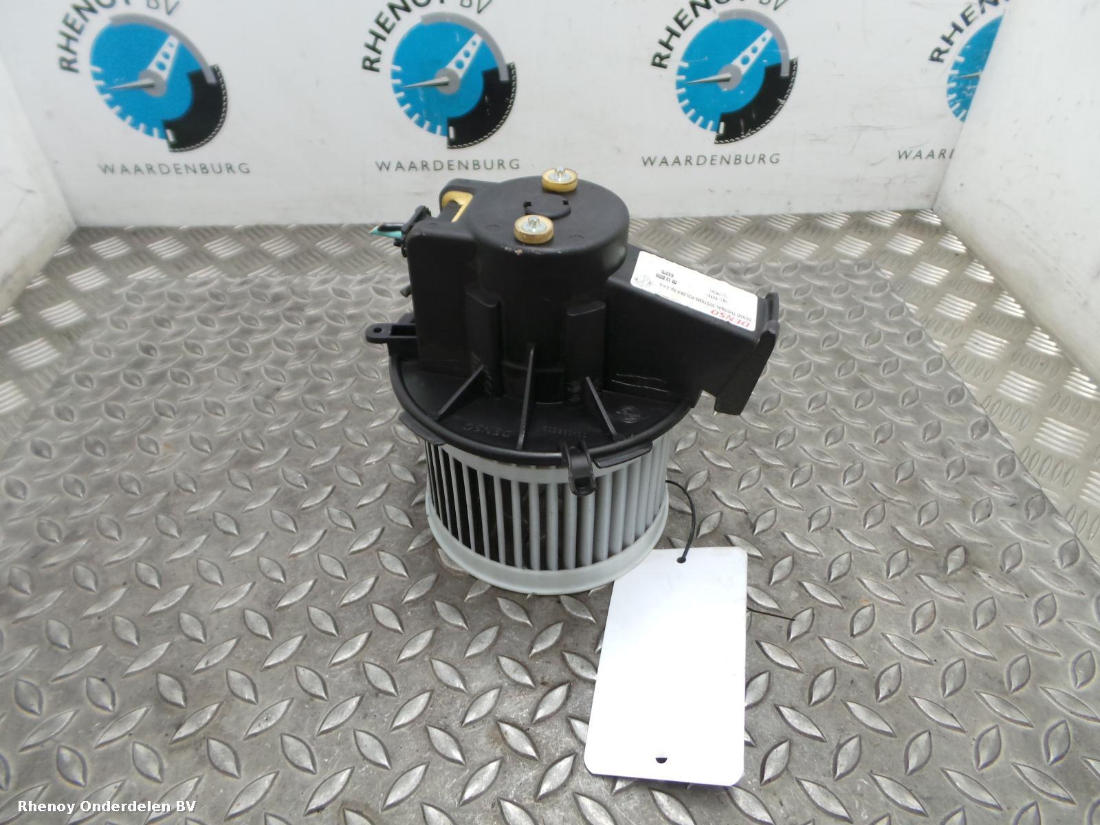 Bekijk Auto-onderdeel KACHELMOTOR FIAT 500 2010