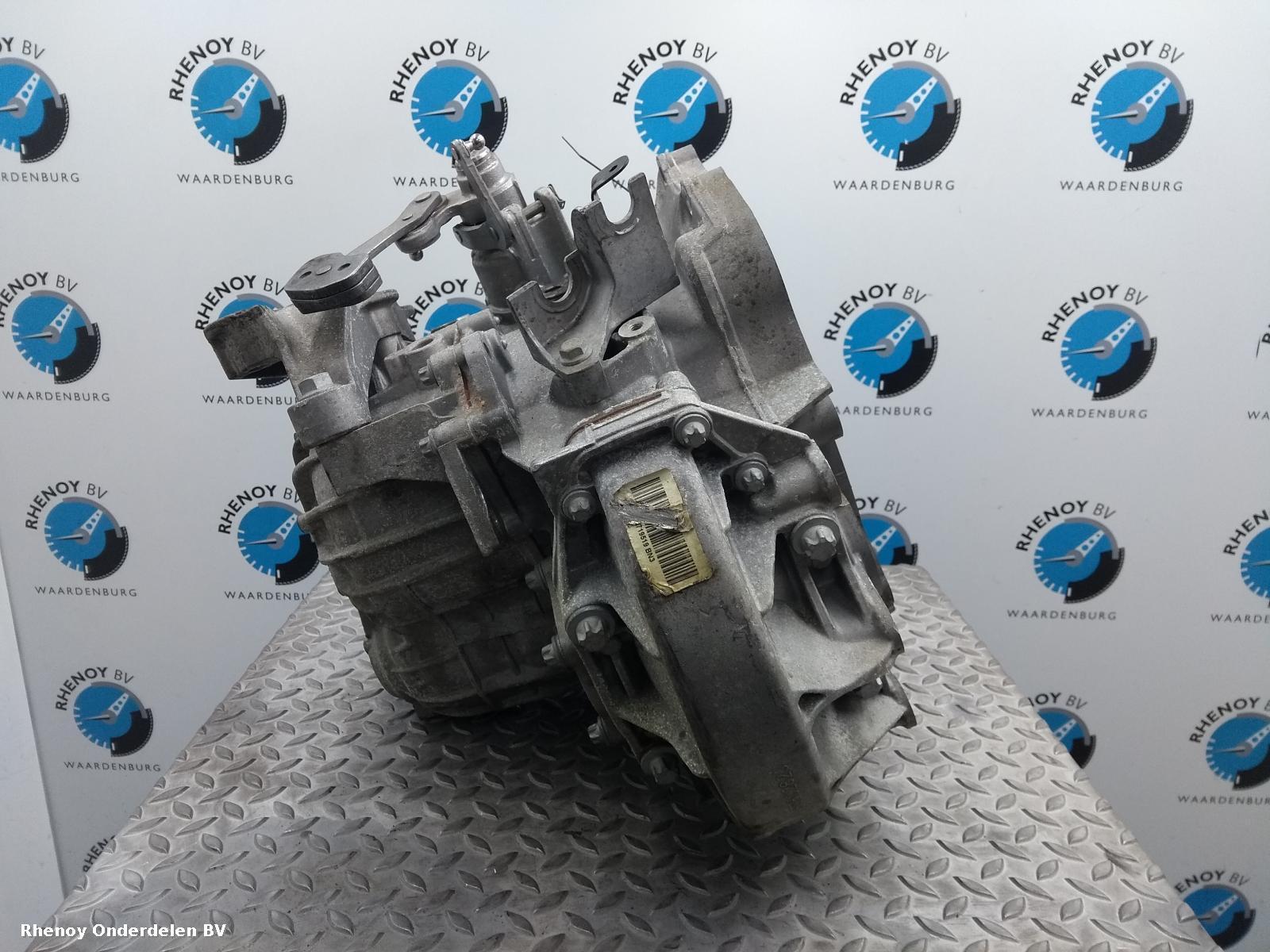 2015 OPEL / VAUXHALL ASTRA TRANSMISSIE / VERSNELLINGSBAK View Auto part TRANSMISSIE / VERSNELLINGSBAK OPEL / VAUXHALL ASTRA 2015