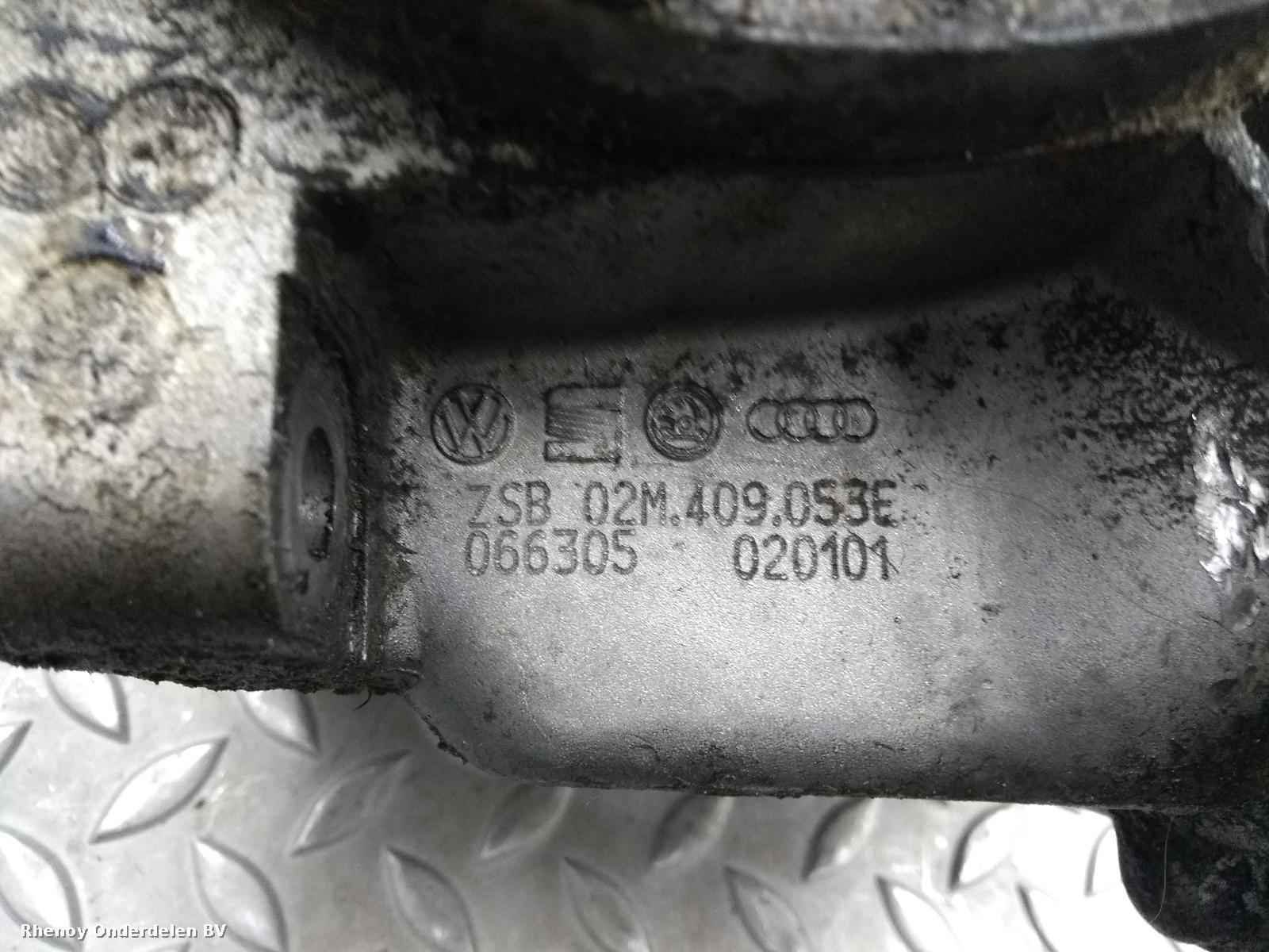 2004 AUDI TT TUSSENBAK View Auto part TUSSENBAK AUDI TT 2004