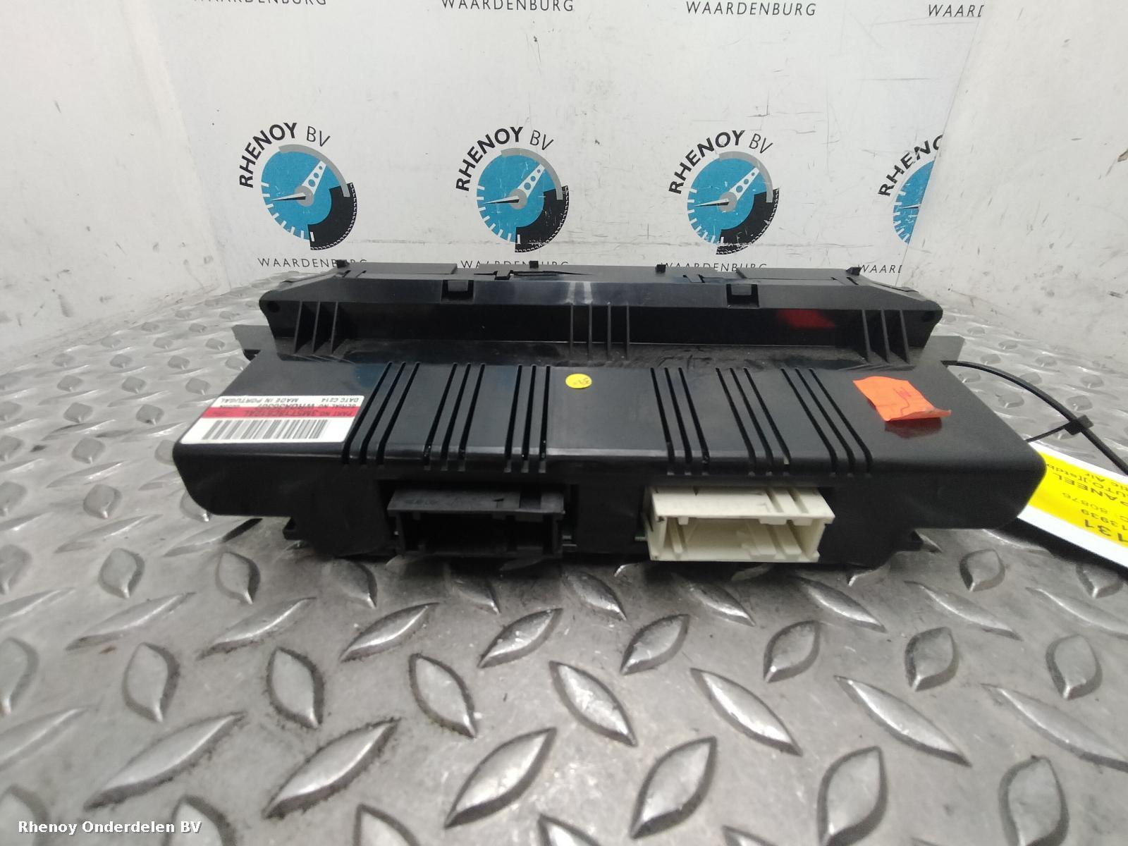 View Auto part KACHEL BEDIENINGSPANEEL FORD FOCUS 2005