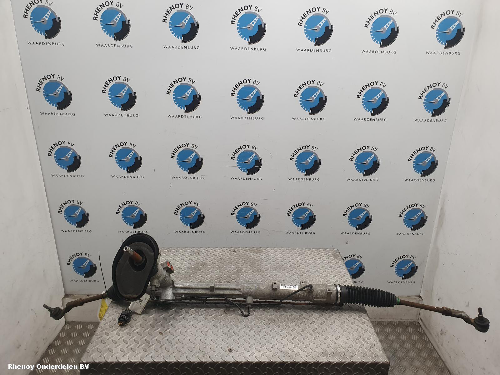 Bekijk Auto-onderdeel STUURHUIS FORD FOCUS 2005