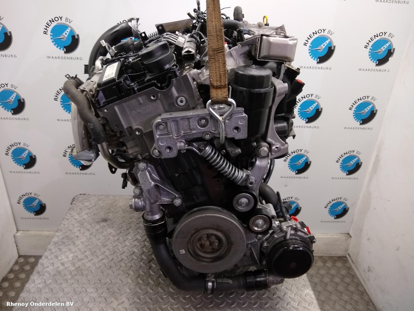 View Auto part Engine MERCEDES CLA 2014