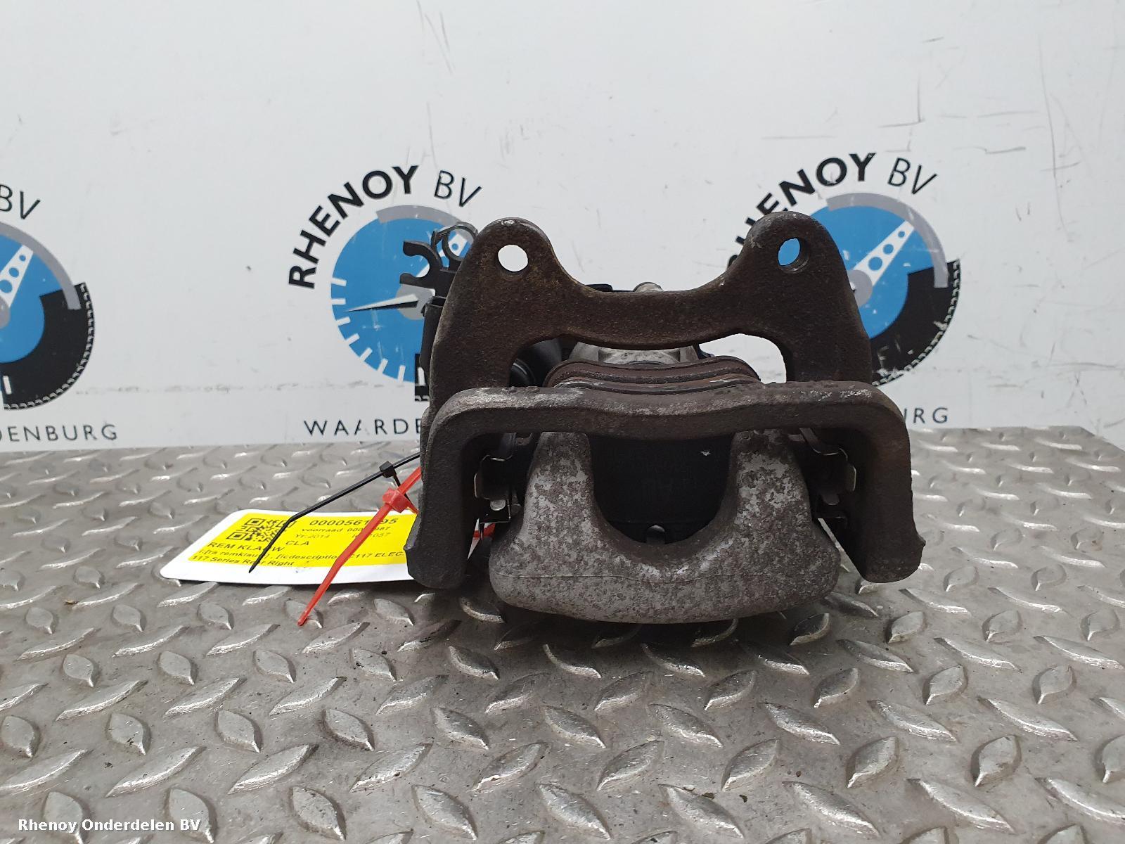 Bekijk Auto-onderdeel REM KLAUW MERCEDES CLA 2014