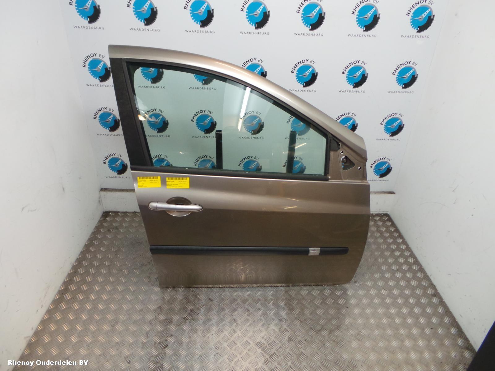 View Auto part R Front Door RENAULT CLIO 2008