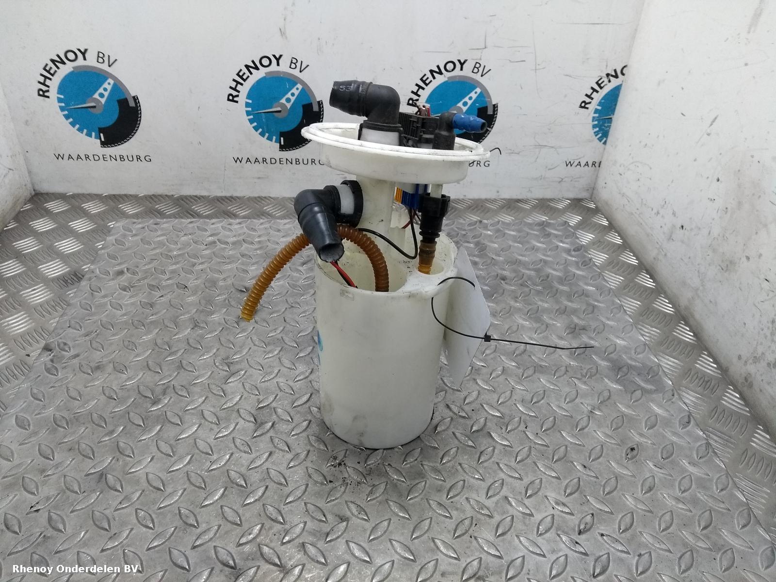 Bekijk Auto-onderdeel BRANDSTOF POMP VOOR DE INJECTOR BMW X3 2007