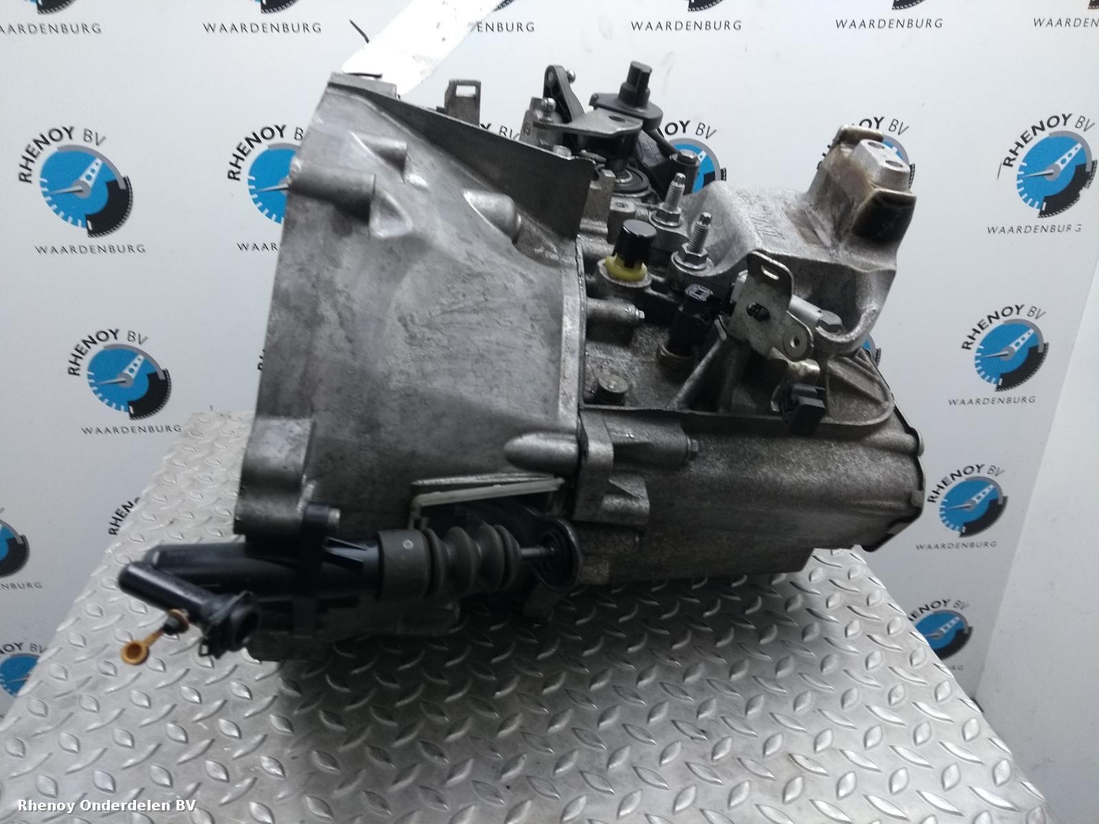View Auto part TRANSMISSIE / VERSNELLINGSBAK PEUGEOT 308 2015