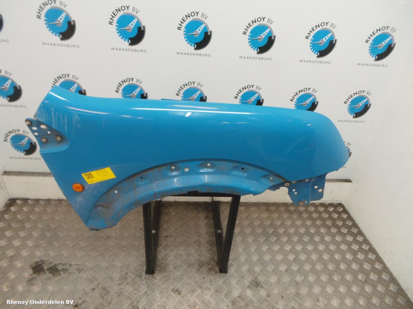 View Auto part R Wing FORD TRANSIT CONNECT 2005