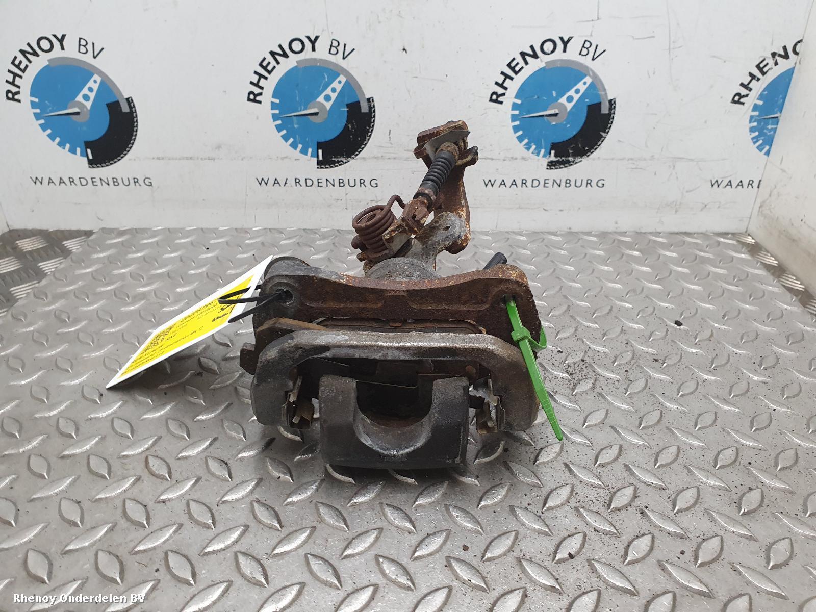 Bekijk Auto-onderdeel REM KLAUW MAZDA RX8 2006