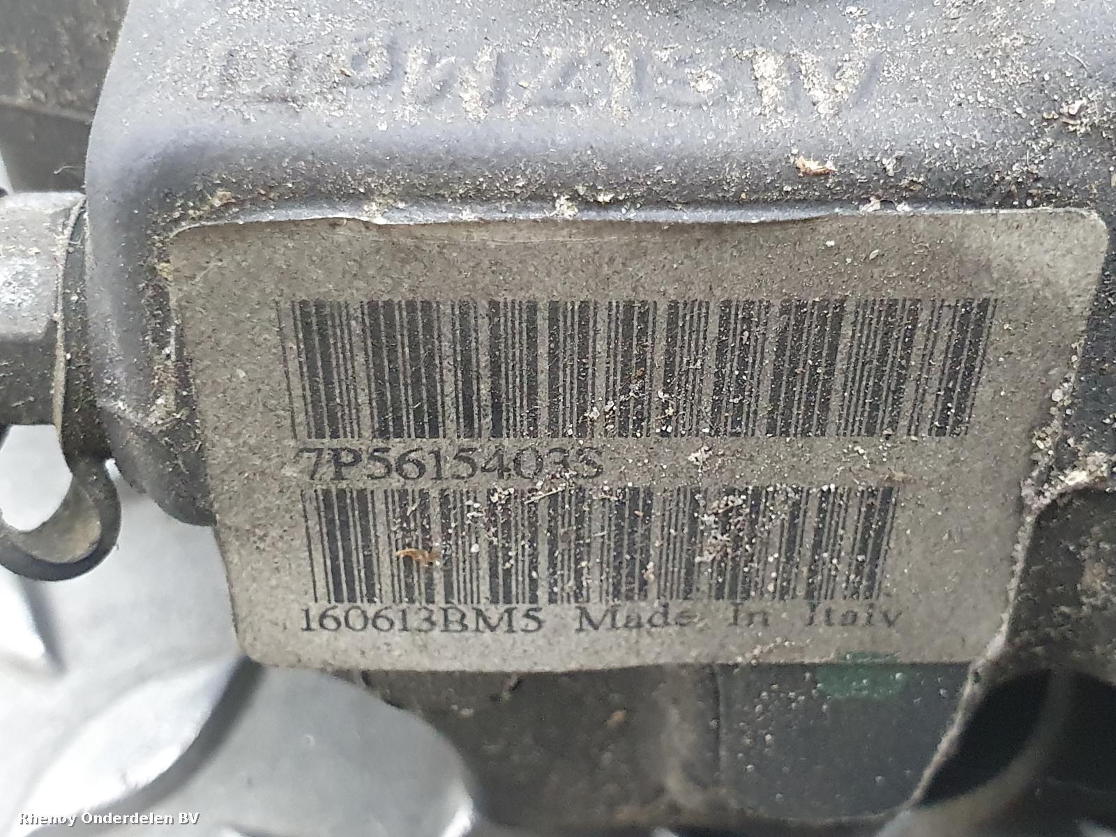 View Auto part REM KLAUW PORSCHE CAYENNE 2013
