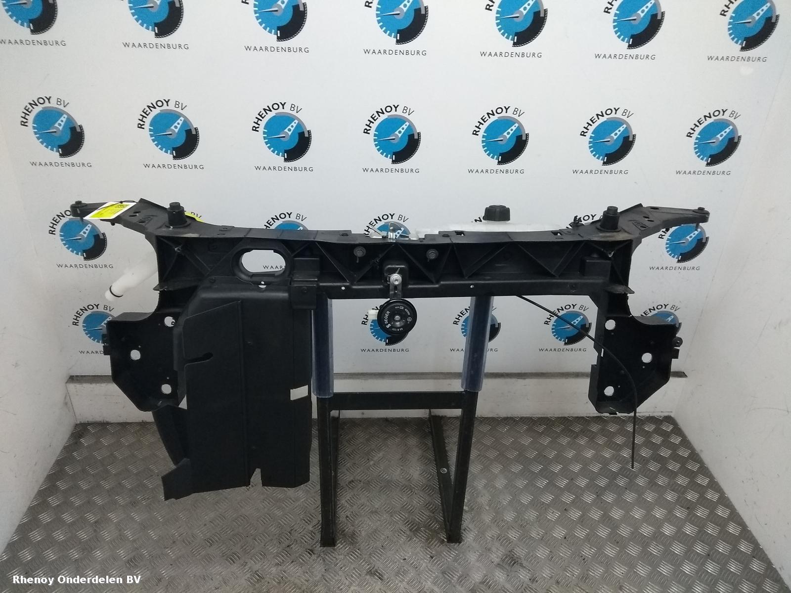 Bekijk Auto-onderdeel VOORFRONT RENAULT CLIO 2013