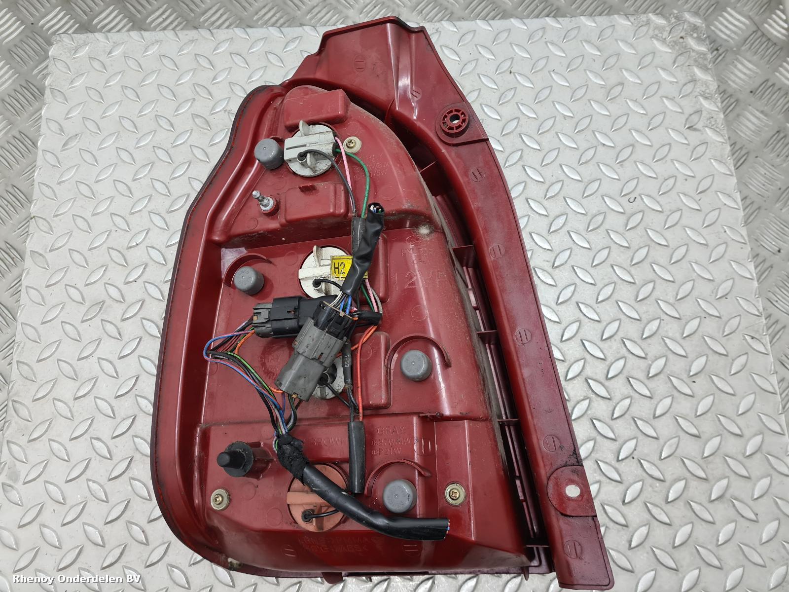 2006 HYUNDAI TERRACAN ACHTERLICHT R View Auto part ACHTERLICHT R HYUNDAI TERRACAN 2006