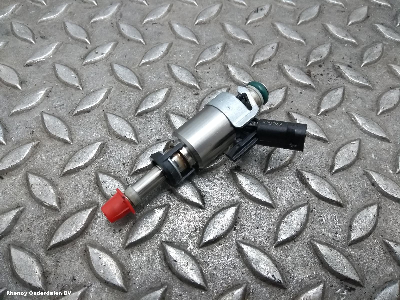 Bekijk Auto-onderdeel BRANDSTOF INJECTOR / VERSTUIVER VOLKSWAGEN GOLF 2016
