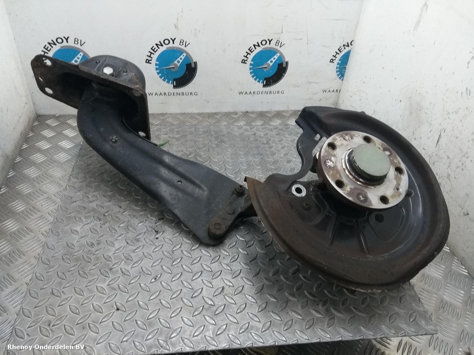 Bekijk Auto-onderdeel DRAAGARM ONDER LA VOLKSWAGEN GOLF 2009