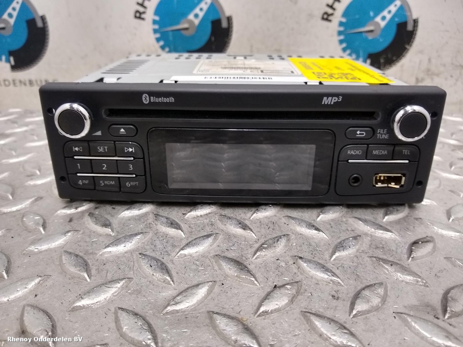 View Auto part A/V Equipment DACIA LOGAN 2012