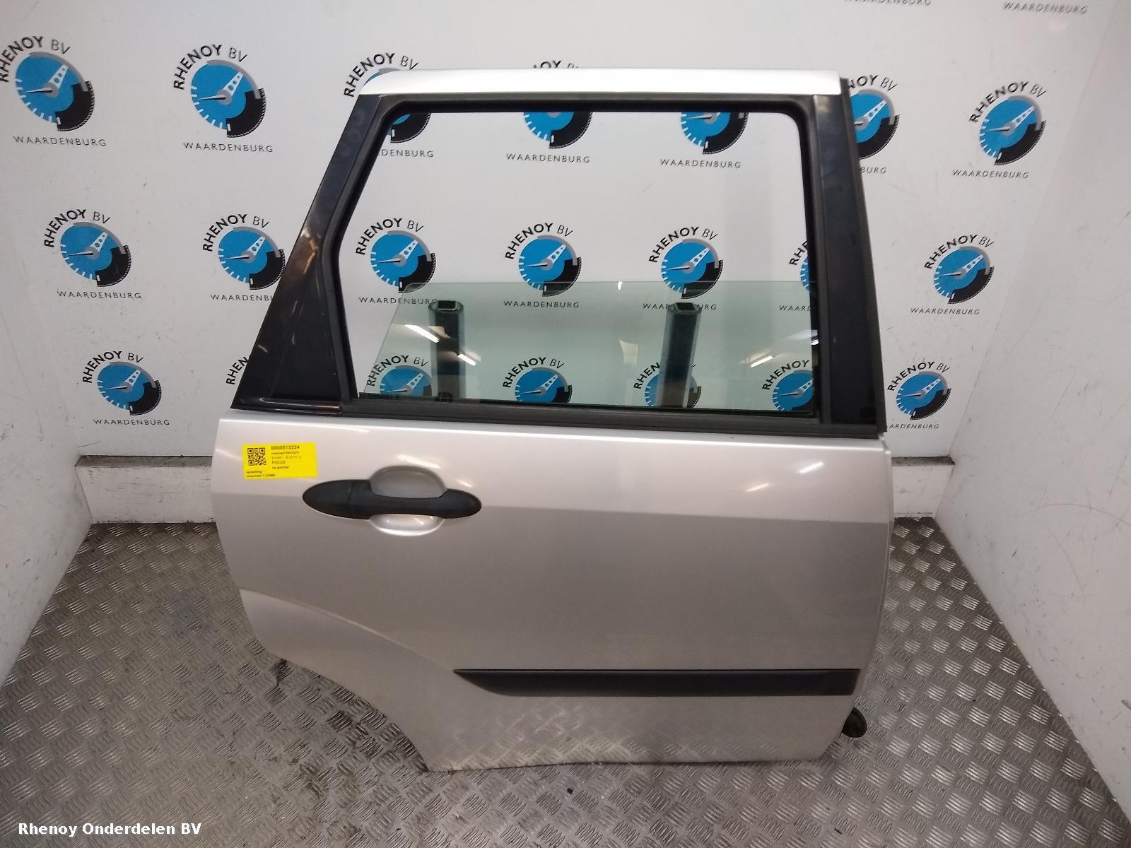View Auto part R Rear Door FORD FOCUS 2001
