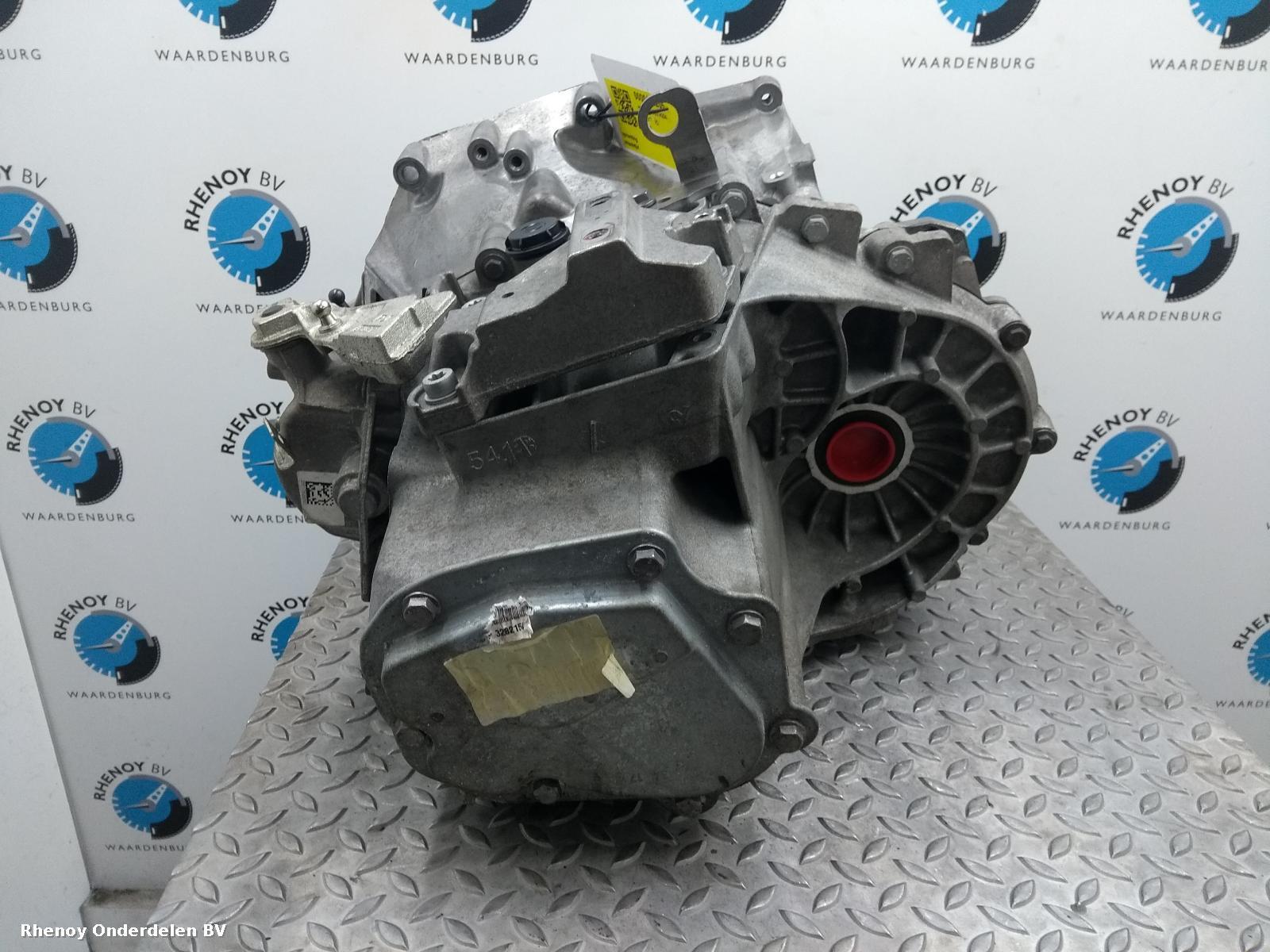 View Auto part TRANSMISSIE / VERSNELLINGSBAK PEUGEOT 2008 2017
