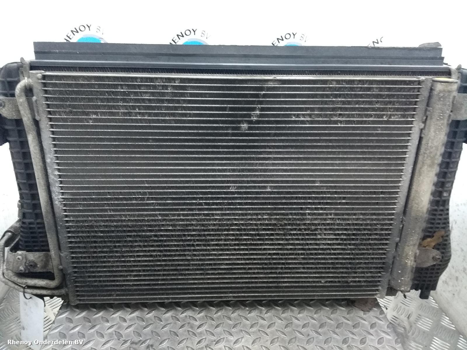 Bekijk Auto-onderdeel KOELERPAKKET VOLKSWAGEN GOLF 2008