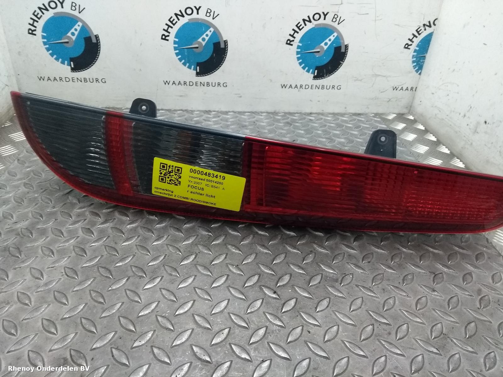 View Auto part R Taillight FORD FOCUS 2007