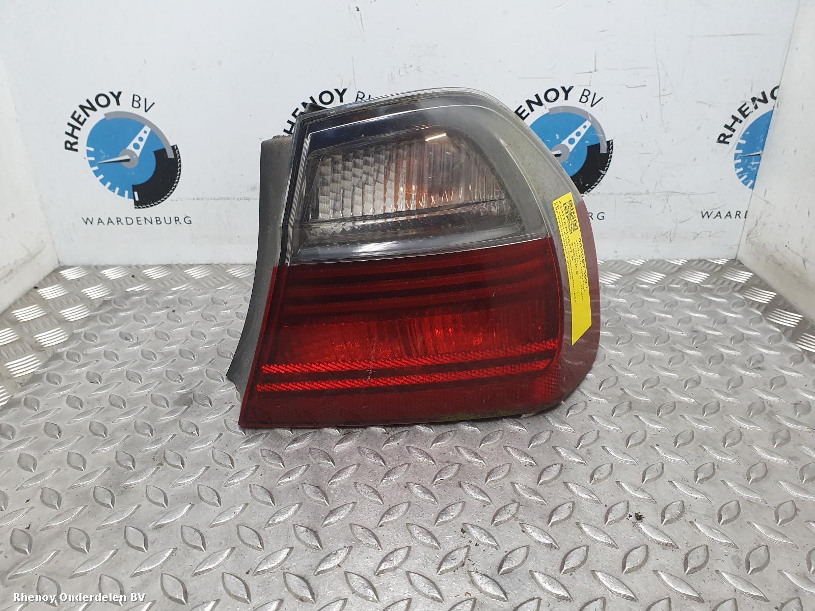 Bekijk Auto-onderdeel ACHTERLICHT R BMW 3 SERIES 2005