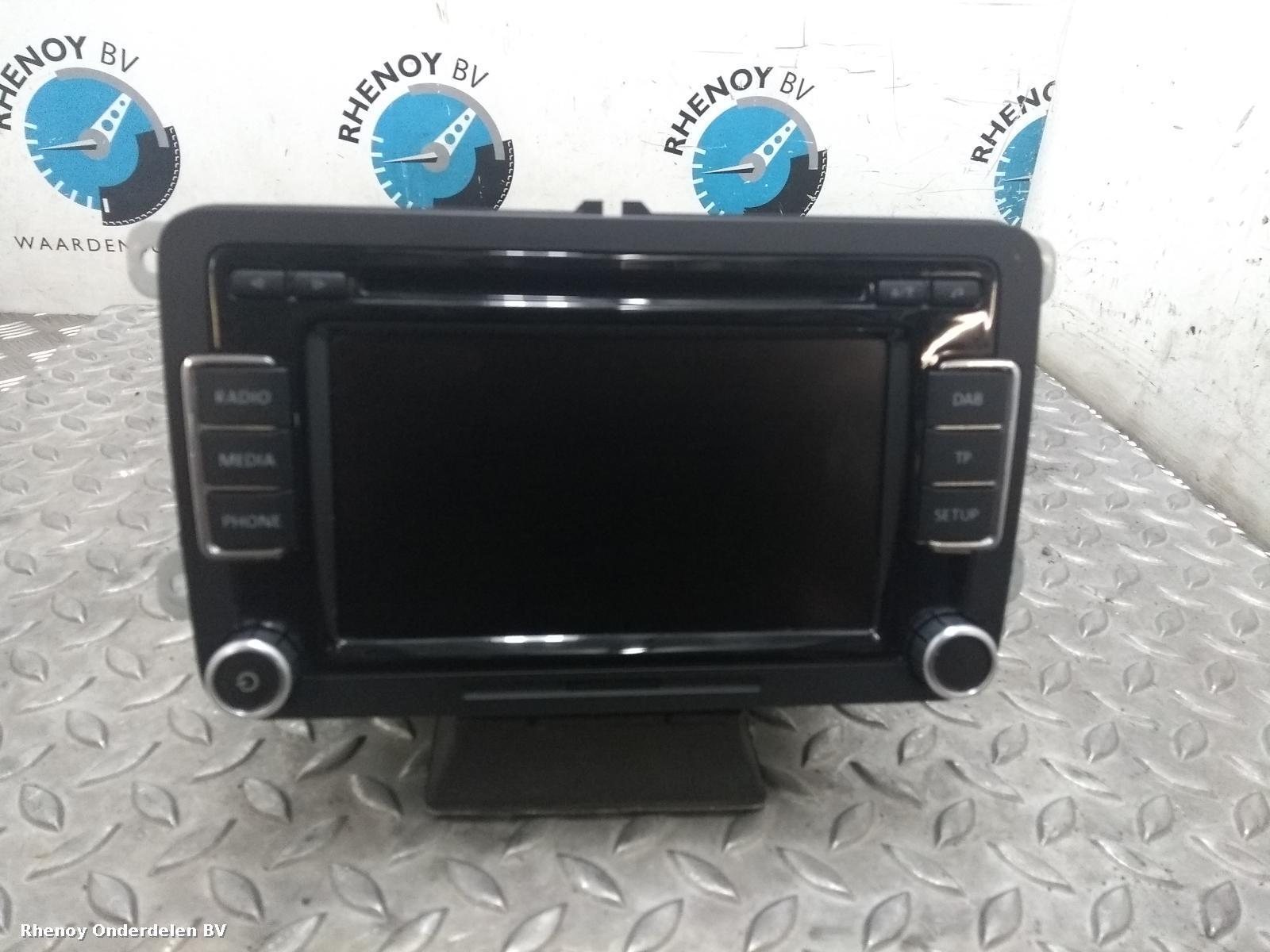 Bekijk Auto-onderdeel RADIO VOLKSWAGEN GOLF 2009