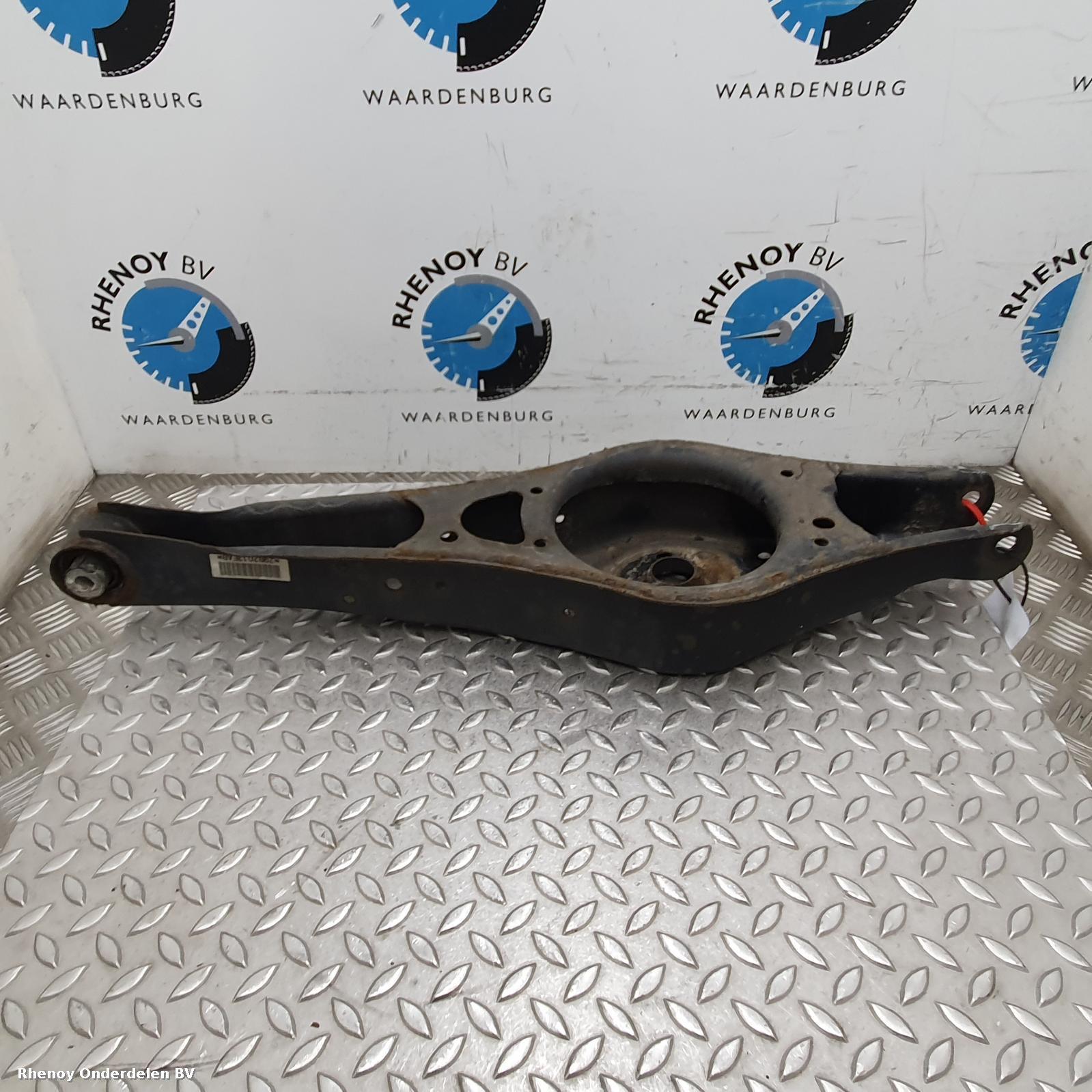 Bekijk Auto-onderdeel DRAAGARM ONDER RA VOLKSWAGEN SCIROCCO 2009