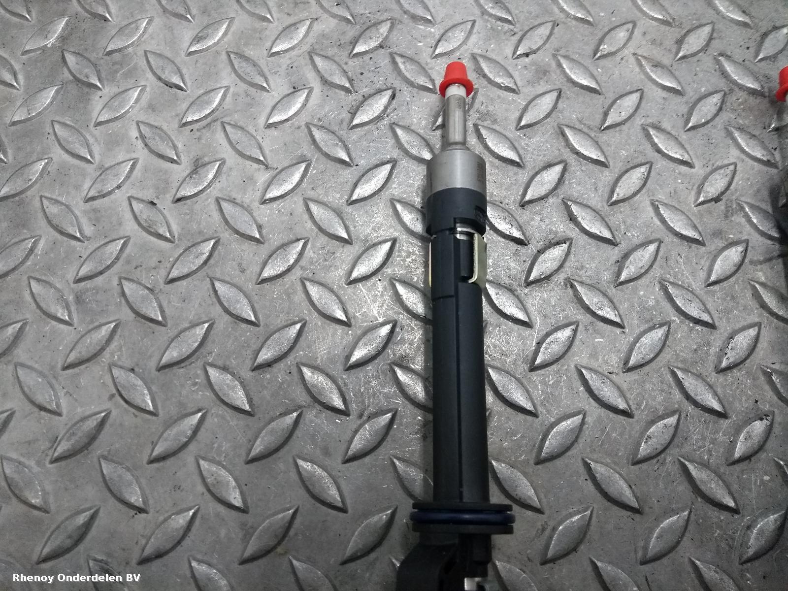 Bekijk Auto-onderdeel BRANDSTOF INJECTOR / VERSTUIVER VOLKSWAGEN TOUAREG 2015