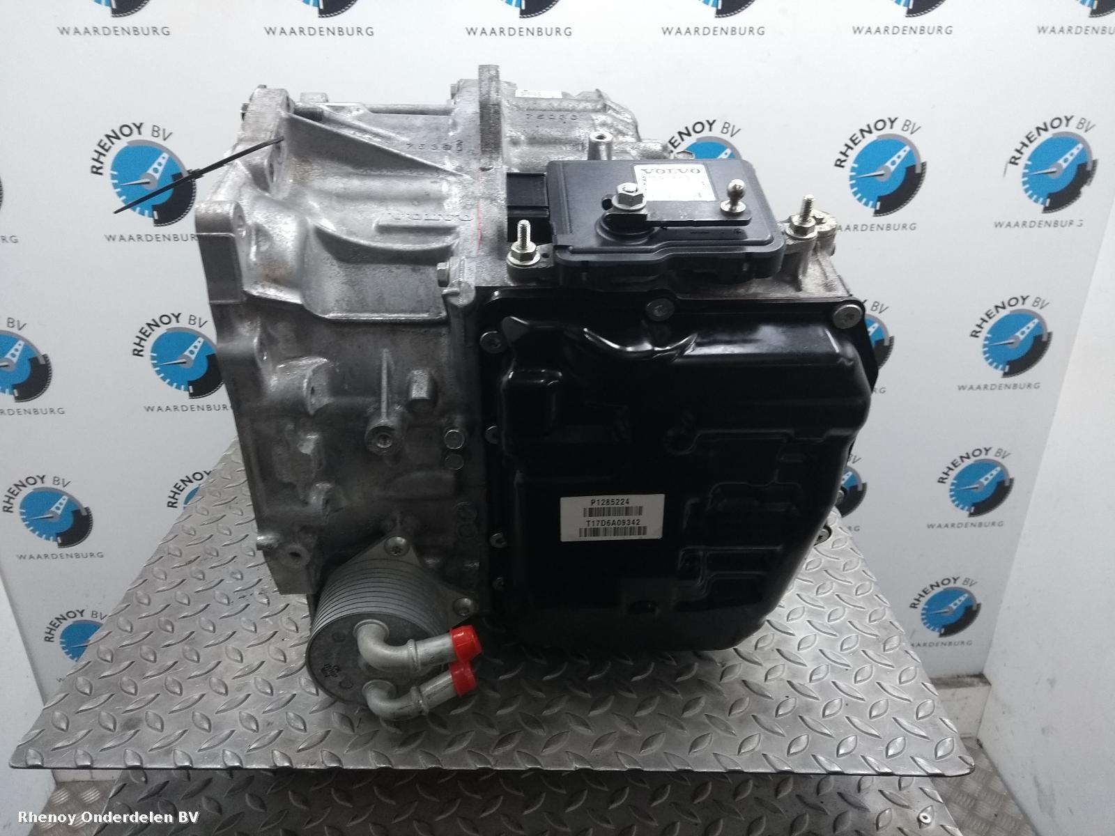 View Auto part TRANSMISSIE / VERSNELLINGSBAK VOLVO V40 2017
