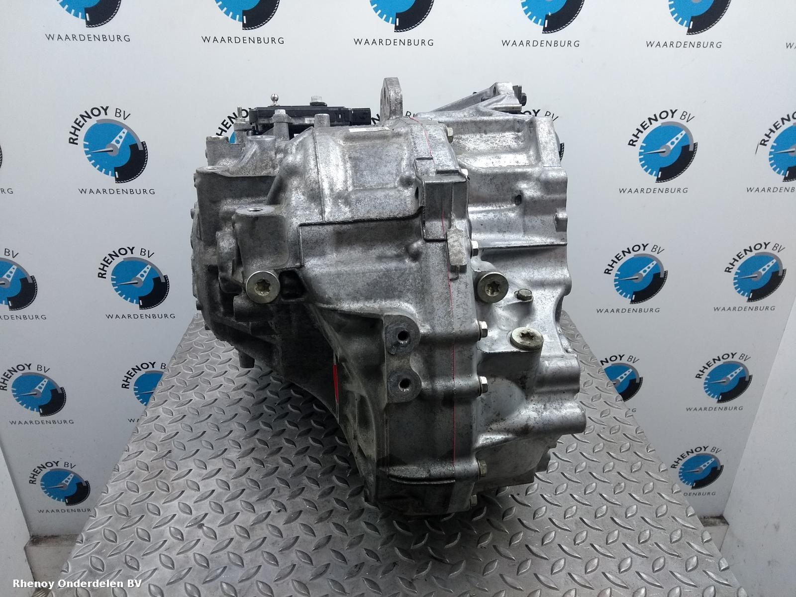 View Auto part TRANSMISSIE / VERSNELLINGSBAK VOLVO V40 2017