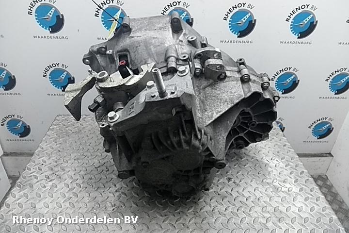 View Auto part TRANSMISSIE / VERSNELLINGSBAK FORD MONDEO 2015