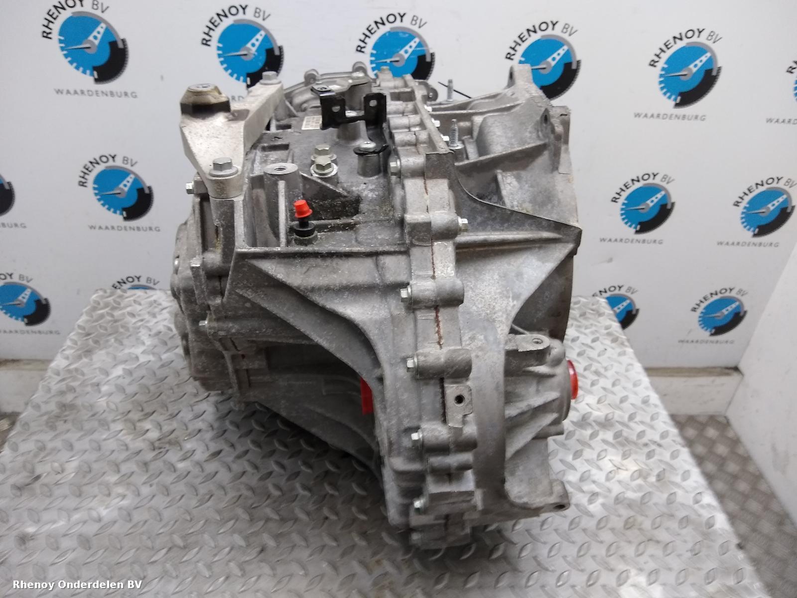 View Auto part TRANSMISSIE / VERSNELLINGSBAK FORD FOCUS 2015
