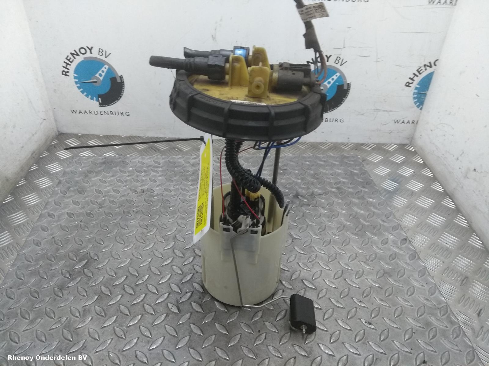 Bekijk Auto-onderdeel BRANDSTOF POMP VOOR DE INJECTOR MERCEDES SPRINTER 2013